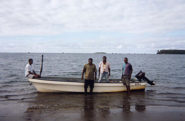 boat_crew_to_islands.jpg 